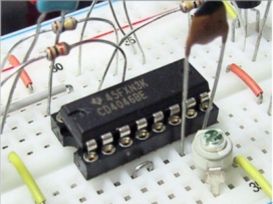 LPC178X Cortex M3�Ⱥ˸��ٶ�ӿ��_��ʽ������LCD�������_�l��